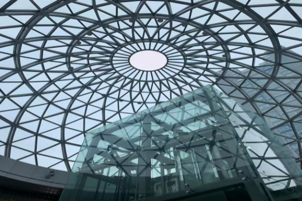 Erkundung der Design- und Konstruktionsmerkmale eines Stahlkonstruktionsmuseums